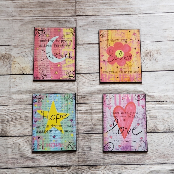 Wall Decor - Picture 1 of 1